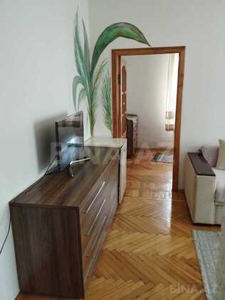 2 otaqlı Köhnə tikili, 28 May m., Bakı