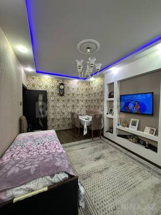 4 otaqlı Köhnə tikili, Bakıxanov q., Bakı