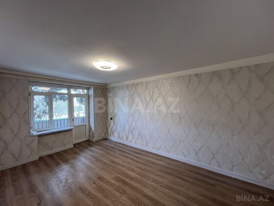 2 otaqlı Köhnə tikili, İnşaatçılar m., Bakı