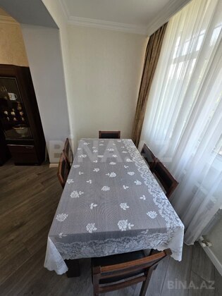 3 otaqlı Köhnə tikili, Nizami r., Bakı