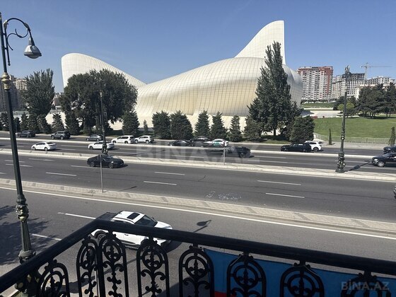 3 otaqlı Köhnə tikili, Nəriman Nərimanov m., Bakı