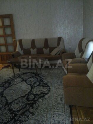 2 otaqlı Köhnə tikili, Nizami m., Bakı