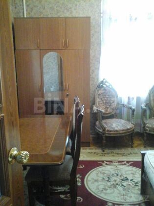 2 otaqlı Köhnə tikili, Nizami m., Bakı