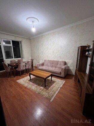 2 otaqlı Köhnə tikili, Memar Əcəmi m., Bakı