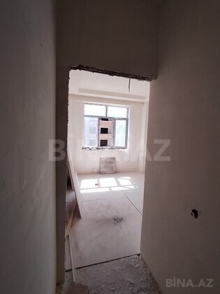 3 otaqlı Yeni tikili, Xırdalan