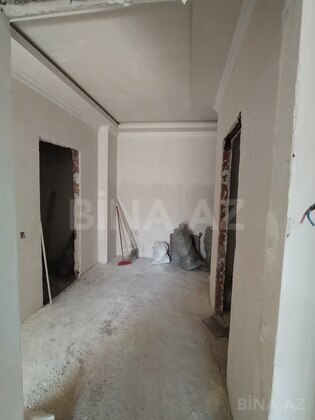 3 otaqlı Yeni tikili, Xırdalan