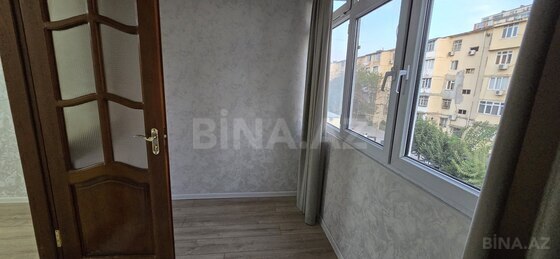 2 otaqlı Köhnə tikili, Neftçilər m., Bakı