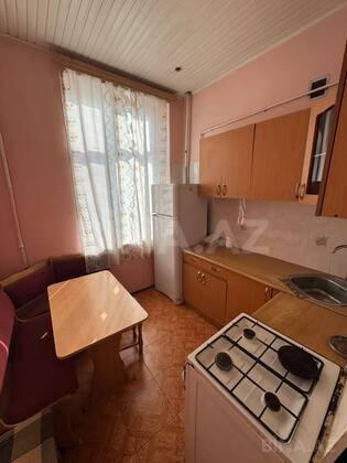 2 otaqlı Köhnə tikili, Bakıxanov q., Bakı