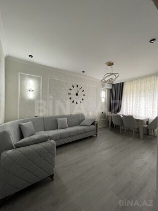 2 otaqlı Köhnə tikili, Memar Əcəmi m., Bakı