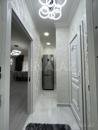 2 otaqlı Köhnə tikili, Memar Əcəmi m., Bakı