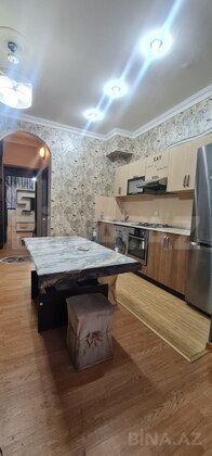 2 otaqlı Köhnə tikili, Sahil m., Bakı