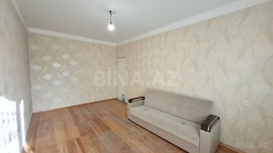 2 otaqlı Köhnə tikili, Azadlıq Prospekti m., Bakı