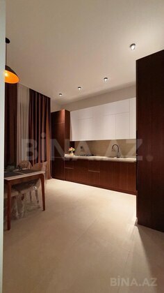 5 otaqlı Həyət evi/Bağ evi, Novxanı q., Bakı
