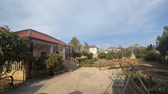 Torpaq Qala q., Bakı