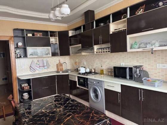 3 otaqlı Yeni tikili, Memar Əcəmi m., Bakı