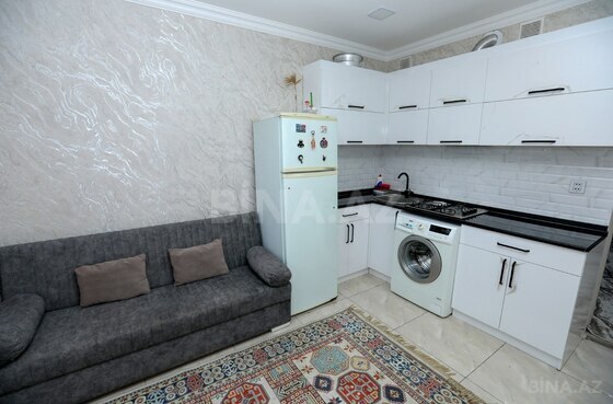3 otaqlı Köhnə tikili, Əhmədli m., Bakı