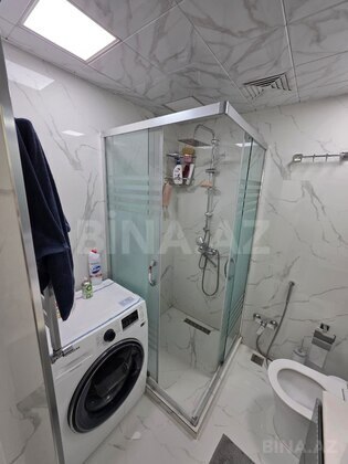 3 otaqlı Köhnə tikili, Neftçilər m., Bakı
