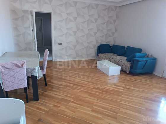 3 otaqlı Yeni tikili, Xırdalan