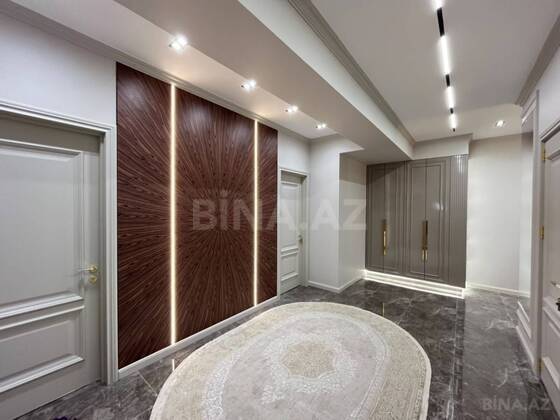 3 otaqlı Yeni tikili, Şah İsmayıl Xətai m., Bakı