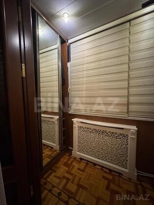 2 otaqlı Köhnə tikili, Şah İsmayıl Xətai m., Bakı