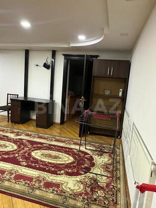 2 otaqlı Köhnə tikili, İnşaatçılar m., Bakı