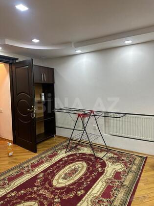 2 otaqlı Köhnə tikili, İnşaatçılar m., Bakı