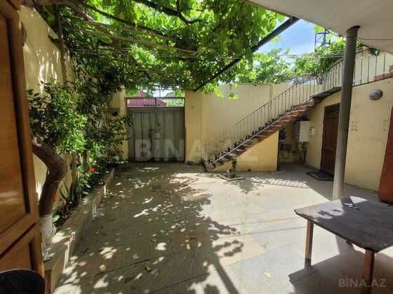 2 otaqlı Həyət evi/Bağ evi, Qaraçuxur q., Bakı