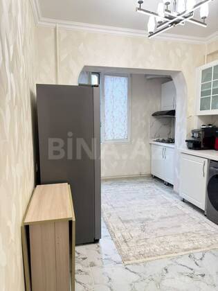 2 otaqlı Köhnə tikili, İnşaatçılar m., Bakı