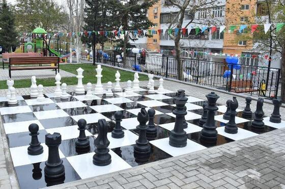 2 otaqlı Köhnə tikili, İnşaatçılar m., Bakı