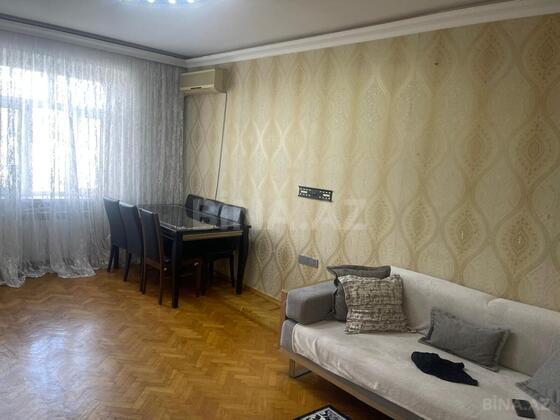 4 otaqlı Köhnə tikili, Əhmədli m., Bakı