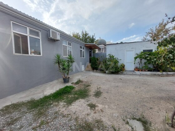 7 otaqlı Həyət evi/Bağ evi, Bülbülə q., Bakı
