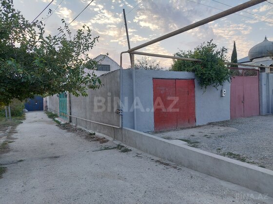 7 otaqlı Həyət evi/Bağ evi, Bülbülə q., Bakı