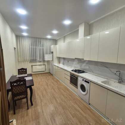 3 otaqlı Yeni tikili, Memar Əcəmi m., Bakı