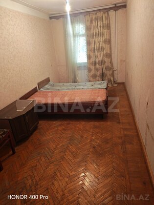 2 otaqlı Köhnə tikili, Neftçilər m., Bakı