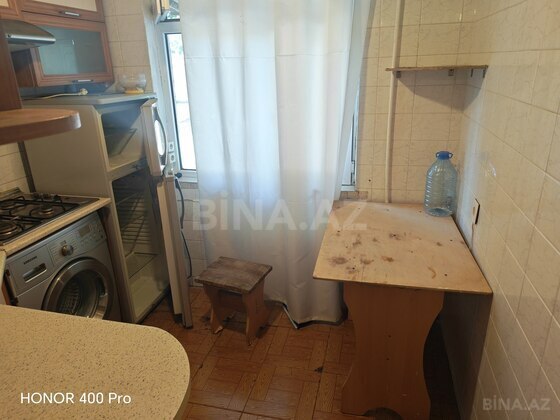 2 otaqlı Köhnə tikili, Neftçilər m., Bakı