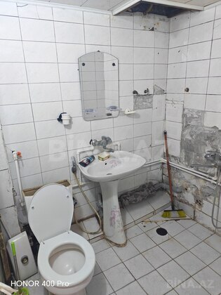 2 otaqlı Köhnə tikili, Neftçilər m., Bakı