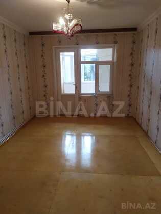 3 otaqlı Köhnə tikili, Sumqayıt
