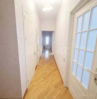 3 otaqlı Yeni tikili, Qara Qarayev m., Bakı