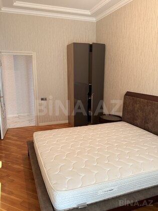 3 otaqlı Yeni tikili, 8 Noyabr m., Bakı