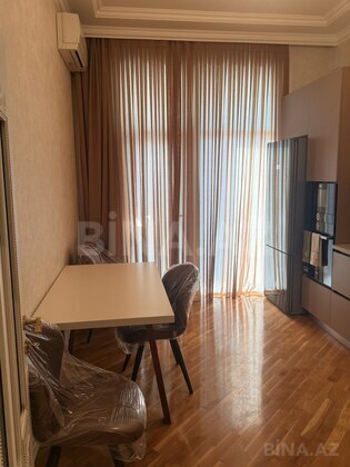 3 otaqlı Yeni tikili, 8 Noyabr m., Bakı