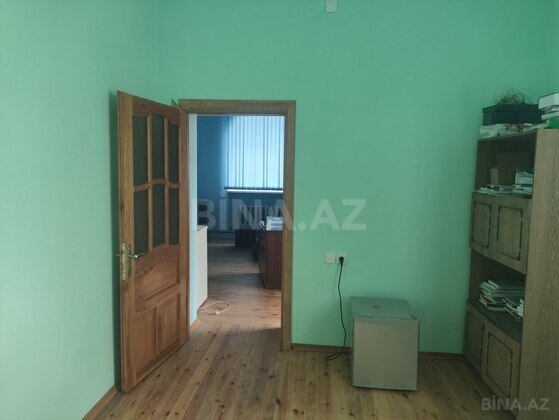 2 otaqlı Həyət evi/Bağ evi, 8-ci mikrorayon q., Bakı