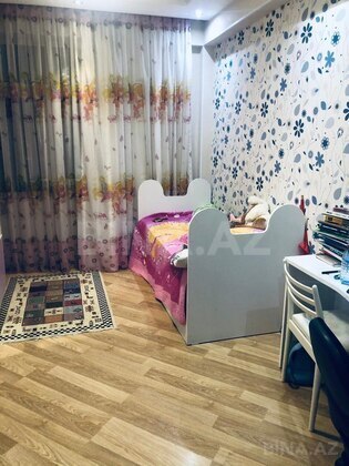 3 otaqlı Yeni tikili, İnşaatçılar m., Bakı