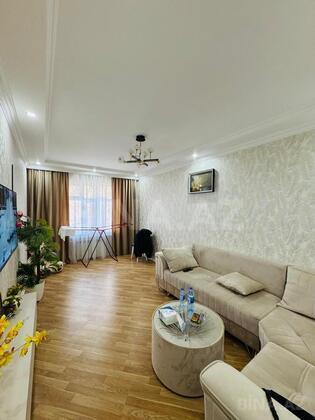 2 otaqlı Köhnə tikili, Azadlıq Prospekti m., Bakı