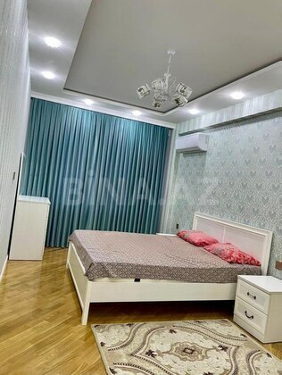 3 otaqlı Yeni tikili, İnşaatçılar m., Bakı