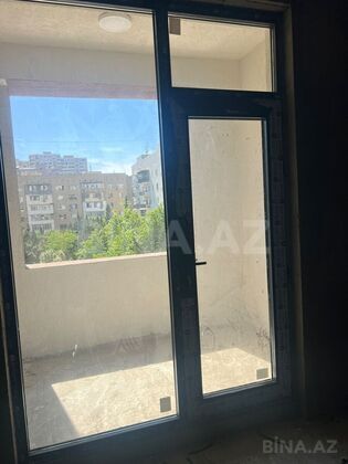 3 otaqlı Yeni tikili, Şah İsmayıl Xətai m., Bakı