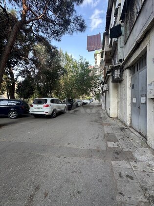 2 otaqlı Köhnə tikili, İnşaatçılar m., Bakı