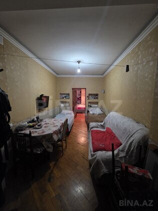 2 otaqlı Köhnə tikili, Nizami m., Bakı