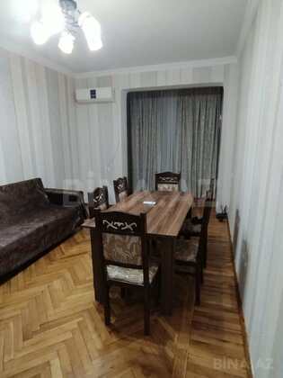 2 otaqlı Köhnə tikili, Memar Əcəmi m., Bakı