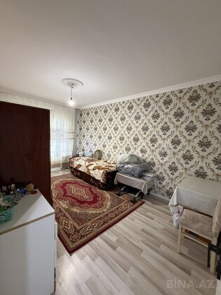 4 otaqlı Köhnə tikili, Həzi Aslanov m., Bakı