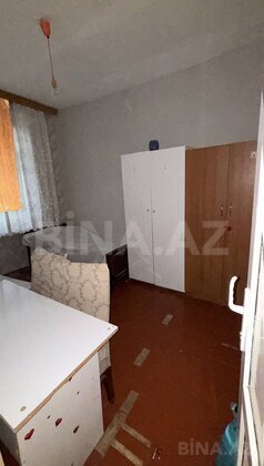 2 otaqlı Köhnə tikili, Elmlər Akademiyası m., Bakı